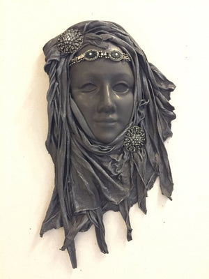 Open image in slideshow, Venetian Mask Class
